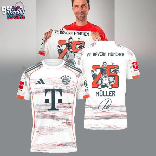 Bayern Munchen Thomas Muller 2025 T-Shirt